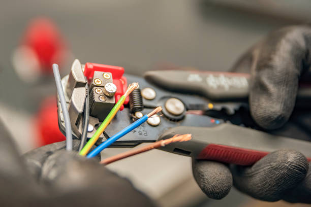 Best Electrician Near Me  in Pine Bluff, AR